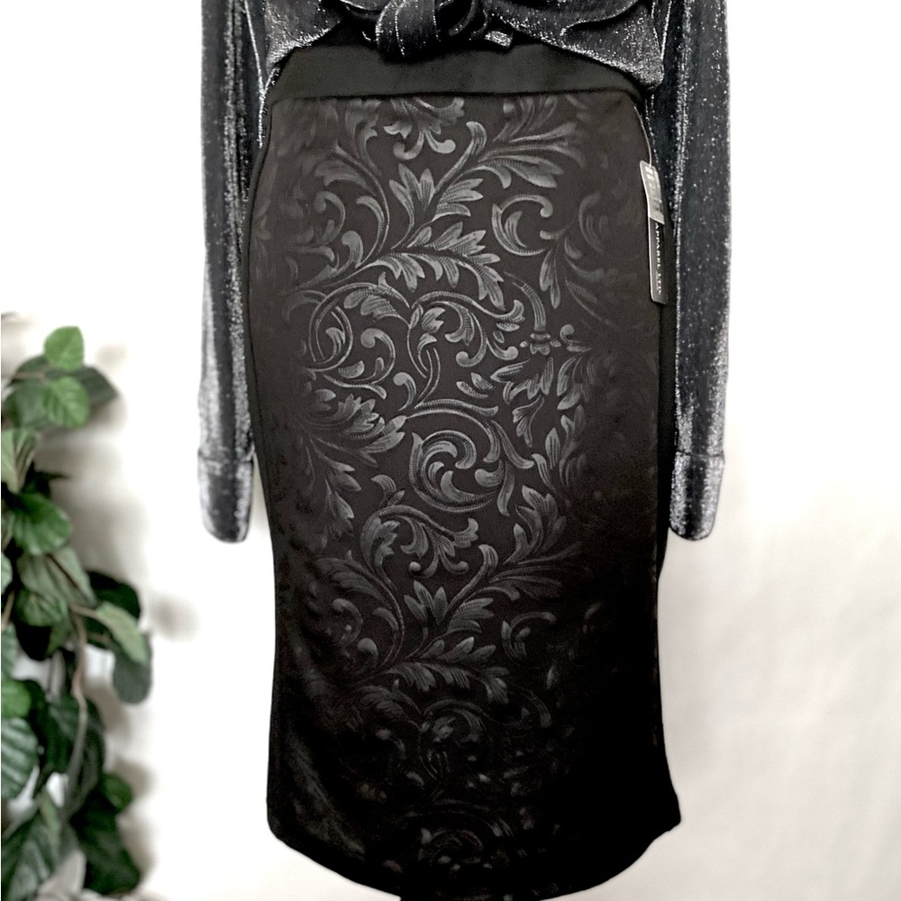 🤩HOST PICK🤩 NWT Soho Apparel Scroll Panel Skirt